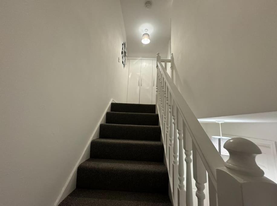 威灵堡Modern Townhouse - 3 Bed 2.5 Bath 2 Private Gated Parking别墅 外观 照片